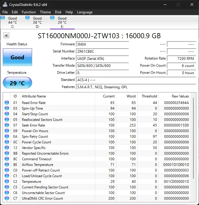 CrystalDiskInfo Screenshot